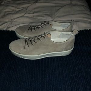 Ecco men’s casual/dress shoes